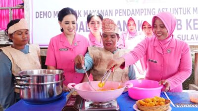 Bhayangkari Sulbar Gelar Demo Masak Nugget Ikan Kembung untuk Cegah Stunting di Pasangkayu