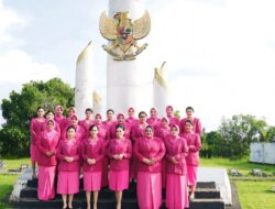 Tunjukkan Komitmen Sebagai Istri Polri, Bhayangkari Polda Sulbar Ziarah di TMP Pattidi Jelang HKGB Ke-72 Tahun