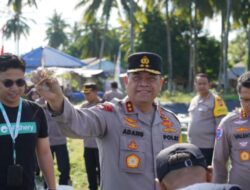 Kapolda Sulbar Turut Mewarnai Panen Raya Udang di Tambak Desa Bonda, Kec.Papalang, Menambah Semangat Bagi Para Petani