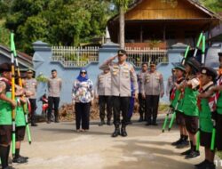 Kunjungan Kapolda Sulbar di SDN Padang Baka, Langkah Nyata Peduli dan Mewujudkan Cita-cita Anak Bangsa Hidup Sehat Yang Berkelanjutan