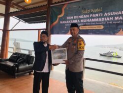 Melalui Ustadz Muhammad Rivai, Kapolda Sulbar Berbagi Paket Sembako ke Anak-anak Panti Asuhan Manakarra