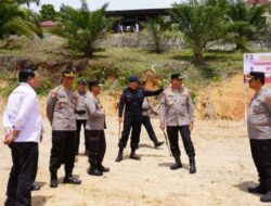 Kapolda Sulbar di Dampingi Ketua PD Bhayangkari Sulbar, Tinjau Lokasi Perencanaan Pembangunan Barak Siaga Batalyon B Pelopor Satuan Brimob