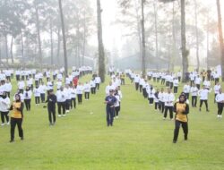 Kepala Daerah Antusias Ikuti Senam Pagi pada Hari Kedua Retreat Pembekalan di Magelang