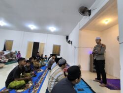 Momentum Bulan Suci Ramadhan 1446 H, Polda Sulbar Terjunkan Personelnya yang Hafal Al-Qur’an untuk Menjadi Imam Shalat Tarawih dan Penceramah di Masjid
