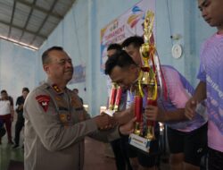 Kapolda Sulbar Tutup Turnamen Bulu Tangkis HUT Bhayangkara ke-79