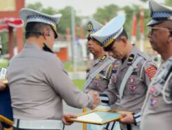 Penghargaan untuk Personel Berprestasi, Dirlantas Polda Sulbar Berikan Reward untuk Motivasi Kerja
