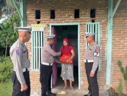 Polantas Menyapa, Sat PJR Ditlantas Polda Sulbar Berikan Sentuhan Kemanusiaan di Hari Kemerdekaan
