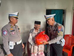 HUT RI ke-80, Sat PJR Ditlantas Polda Sulbar Laksanakan Program Polantas Menyapa