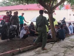 Ratusan Warga Bulutaba Datangi Mapolres Pasangkayu, Kawal Jalannya Proses Hukum Tersangka Pencuri Buah Sawit
