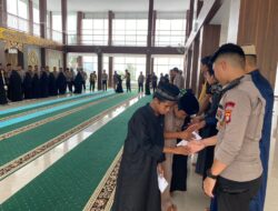 Kapolda Sulbar dan Anak Yatim Berbagi Keberkahan di Jumat Berkah, Doa Bersama untuk Kesejahteraan