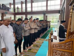 Bela Sungkawa untuk Korban Ojol, Polda Sulbar Gelar Shalat Gaib dan Yasinan