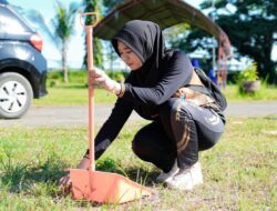 Polwan Polda Sulbar Gelar Aksi Sosial: Bersih Tempat Ibadah dan Santuni Anak Yatim