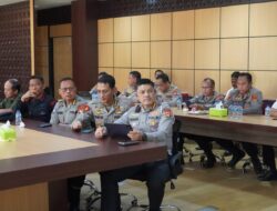 Kapolda Sulbar Perintahkan Jajaran Tingkatkan Strategi Pengamanan Unjuk Rasa untuk Cegah Anarkis