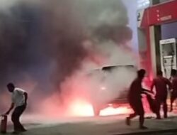 Mobil Kebakaran di SPBU Sarjo, Diduga Pelangsir BBM