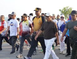 Jalan Santai Kapolda Sulbar: Wujudkan Semangat Sehat dan Dukungan UMKM