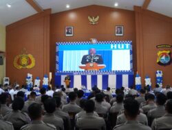 Kapolda Sulbar Ajak Jajaran Lalu Lintas Tingkatkan Profesionalisme di HUT ke-70, Wujudkan Lalu Lintas Modern dan Berkeselamatan