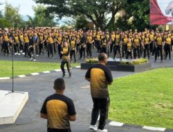 Kapolda Sulbar Pimpin Langsung Senam Bangun Gimistri dan Aksi Bersih-Bersih Mako Bersama Personel