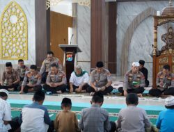 Jum’at Berkah Bersama Anak Yatim, Polda Sulbar Berdo’a untuk Kamtibmas Kondusif
