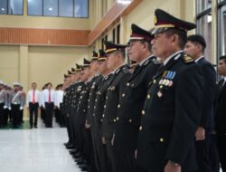 Hari Pahlawan di Polda Sulbar: Upacara Berlangsung Khidmat Meski Cuaca Tak Mendukung