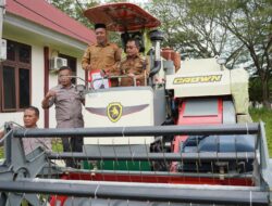 Bupati Pasangkayu Serahkan ALSINTAN Ke Kelompok Tani, Target Tingkatkan Produktivitas Pertanian