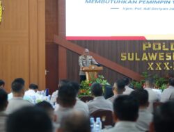 Evaluasi Kinerja dan Kesiapan Ops Lilin 2025, Kapolda Sulbar: Jadilah Pemimpin yang Dapat Dipercaya