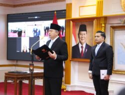 Lantik 43 Pejabat Fungsional, Sekjen Kemendagri Tekankan Pentingnya Budaya Bekerja Baik di Birokrasi