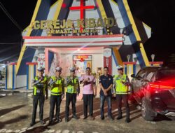 Natal Aman Tanpa Macet, Ditlantas Polda Sulbar Aktif Patroli Dialogis di Gereja dan Jalan Arteri Mamuju
