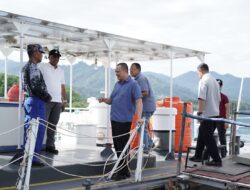 Pastikan Keamanan Perairan, Kapolda Sulbar Pantau Dermaga Polairud Kalukku