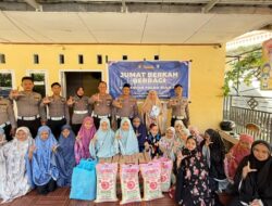 Bagi-bagi Kebahagiaan di Jumat Berkah, Ditlantas Polda Sulbar Sambangi Panti Asuhan