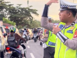 Ditlantas Polda Sulbar Gencar Kawal Lalu Lintas, Pastikan Arus Kendaraan Lancar di Jam Macet