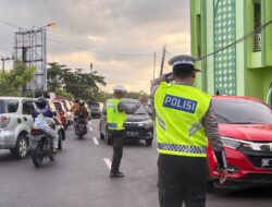 Ditlantas Polda Sulbar Intensifkan Pengaturan Lalu Lintas di Titik Padat, Antisipasi Kemacetan Akhir Pekan