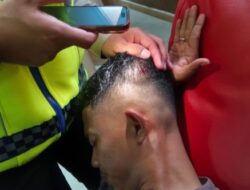 Ricuh.! Unjuk Rasa Mahasiswa Mengakibatkan Luka di Bagian Kepala Aparat Kepolisian