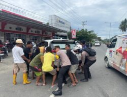 Call Center 110, Polres Pasangkayu Respon Cepat Laka Lantas di Depan Swalayan Azzahra Jalan Trans Sulawesi