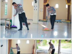 Selain Jaga Lalu Lintas, PJR Ditlantas Sulbar Berbagi Kasih di Ramadan: Beri Karpet dan Parcel ke Masjid Nurul Hilal