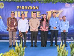 HUT ke-17 Perumda Air Minum Kupang, Wali Kota Christian Widodo Disambut Tarian Ja’i