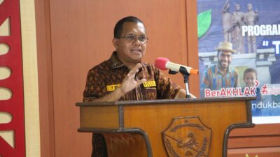 Buka Rakorda Bangga Kencana, Gubernur Melki: Keluarga Adalah Rumah Utama Pembentukan Karakter