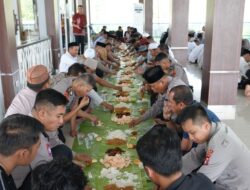 Kapolda Sulbar Titip Doa Demi Keamanan Kondusif di Tengah Kegiatan Yasinan Bersama Anak Yatim