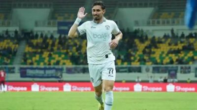 GUSTAVO FRANCA JADI PAHLAWAN! Arema FC Bungkam Persita 1-0 di Serang
