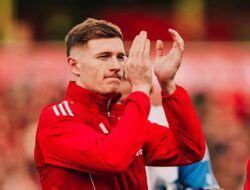 Panas! MU dan Man City Perang Harga, Siap Tebus Elliot Anderson Rp 2 Triliun