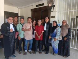 Perlawanan Berhasil..! Dakwaan JPU Batal Demi Hukum, Pengadilan Negeri Pasangkayu Langsung Bebaskan Terdakwa