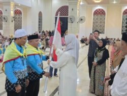 Melepas Jemaah Haji Pasangkayu, Wakil Bupati Doakan Kembali Sebagai Haji Mabrur