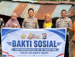 Sambut Hari Bhayangkara ke-80, Ditlantas Polda Sulbar Salurkan Sembako untuk Warga Kurang Mampu di Mamuju