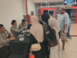 Sasar Pengunjung Mall Matos Mamuju, Biddokkes Polda Sulbar Gelar Bakti Kesehatan Gratis Sambut HUT Bhayangkara Ke 80