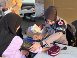 Bid Dokkes Polda Sulbar Hadirkan Layanan Kesehatan Gratis di Car Free Day, Semarak Hari Bhayangkara ke‑80