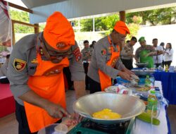 Masak Nasi Goreng Bareng Warga, Kapolda Sulbar & PJU Cairkan Suasana HUT Bhayangkara ke-80
