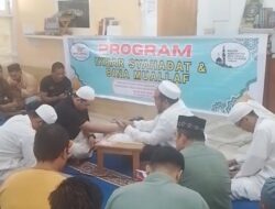 Penuh Haru, Dengan Kemanisan Hatinya Seorang Warga Ampana Resmi Memeluk Agama Islam