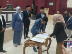Wujud Kepedulian terhadap Masyarakat Miskin, Pemkab Pasangkayu dan DPRD Sahkan Ranperda Jamkesda