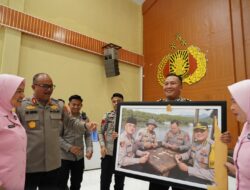 Penuh Keakraban dan Doa, Kapolda Sulbar Sambut Pejabat Baru serta Apresiasi Dedikasi Bhayangkari dalam Momen Serah Terima Jabatan