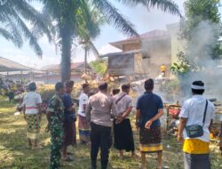 Bhabinkamtibmas Polsek Pasangkayu Amankan Prosesi Ngaben Warga Binaan