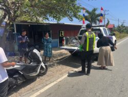 Diduga Saat Berbelok, Mobil dan Motor Bertabrakan di Tikke Raya, Satlantas Lakukan Olah TKP